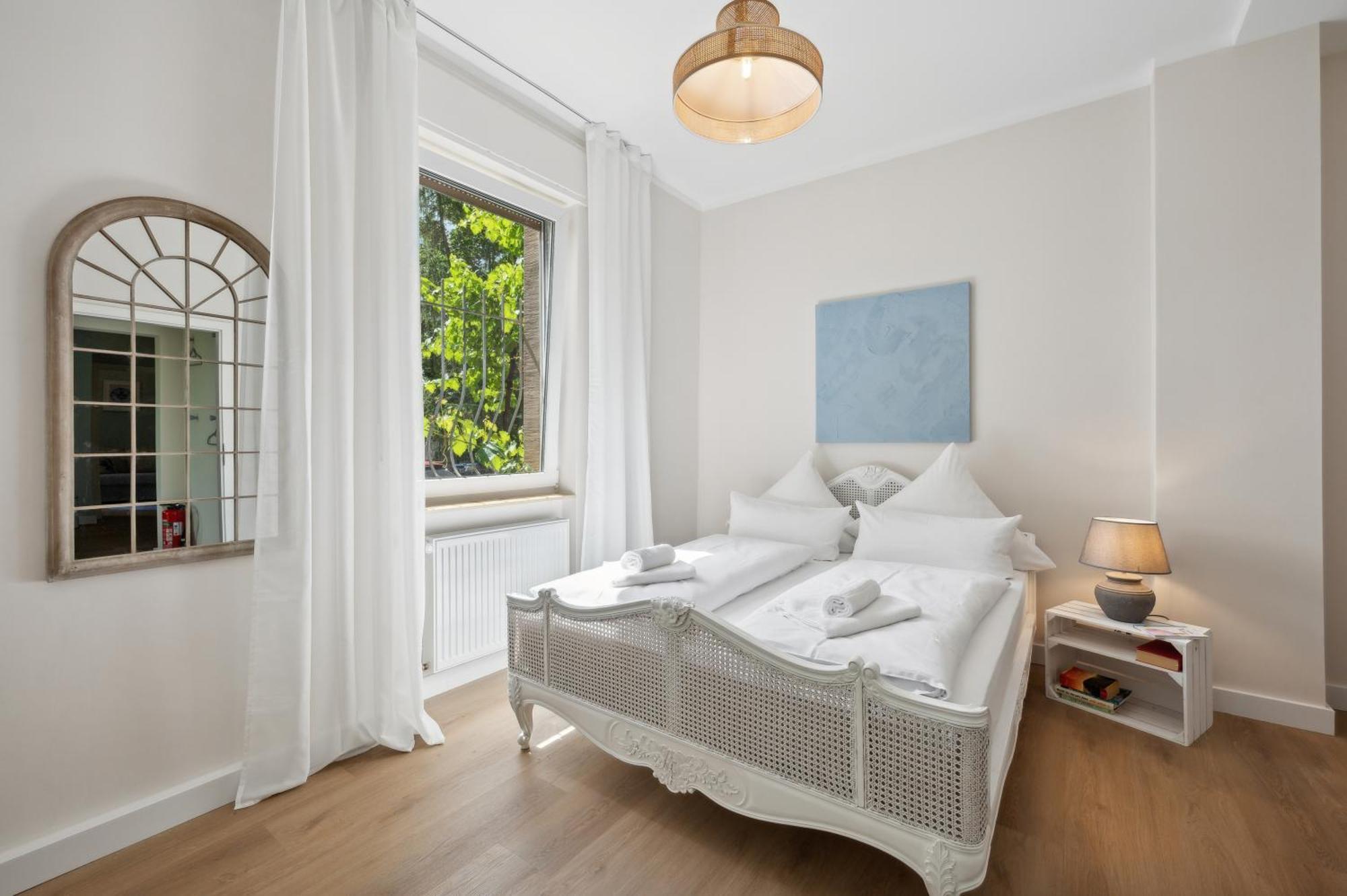 Altstadt Apartment Am Wasser Mit Parkplatz Und Riesigem Garten Bad Kreuznach Esterno foto