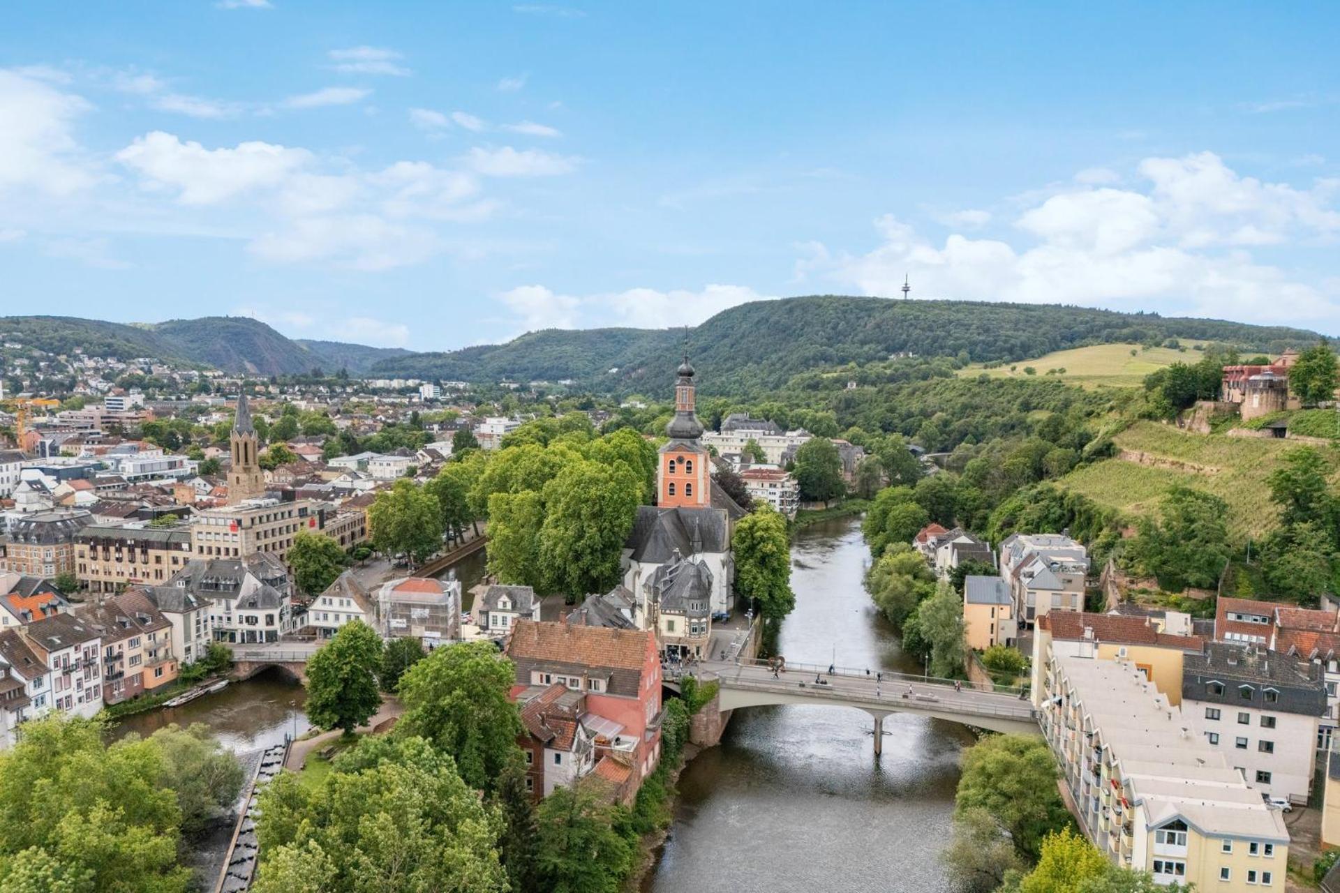 Altstadt Apartment Am Wasser Mit Parkplatz Und Riesigem Garten Bad Kreuznach Esterno foto